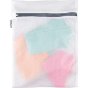image:imageiDesign Medium and Large Laundry DelicatesSet of 12White Mesh Wash Bags M12Medium